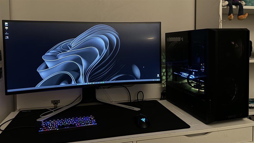 My First DIY PC - Micro Center Build
