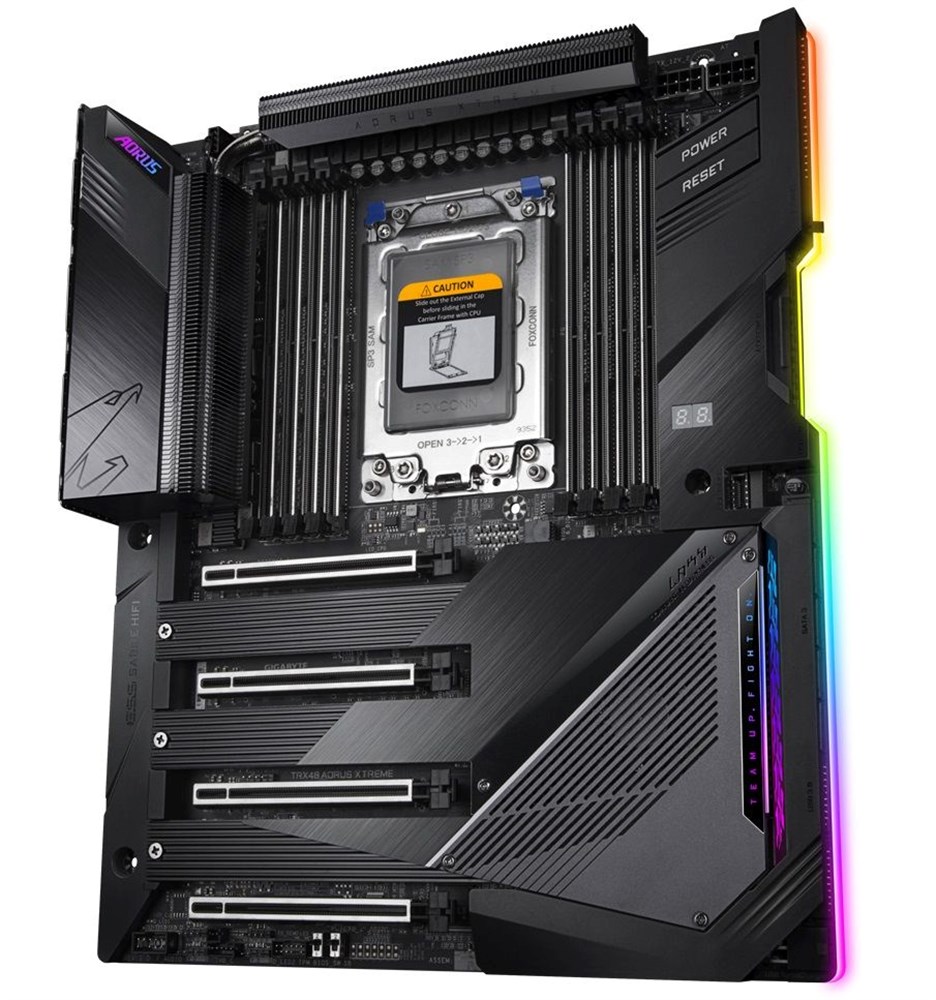 GIGABYTE TRX40 AORUS Xtreme
