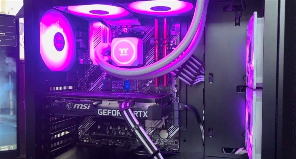 black flash - Micro Center Build