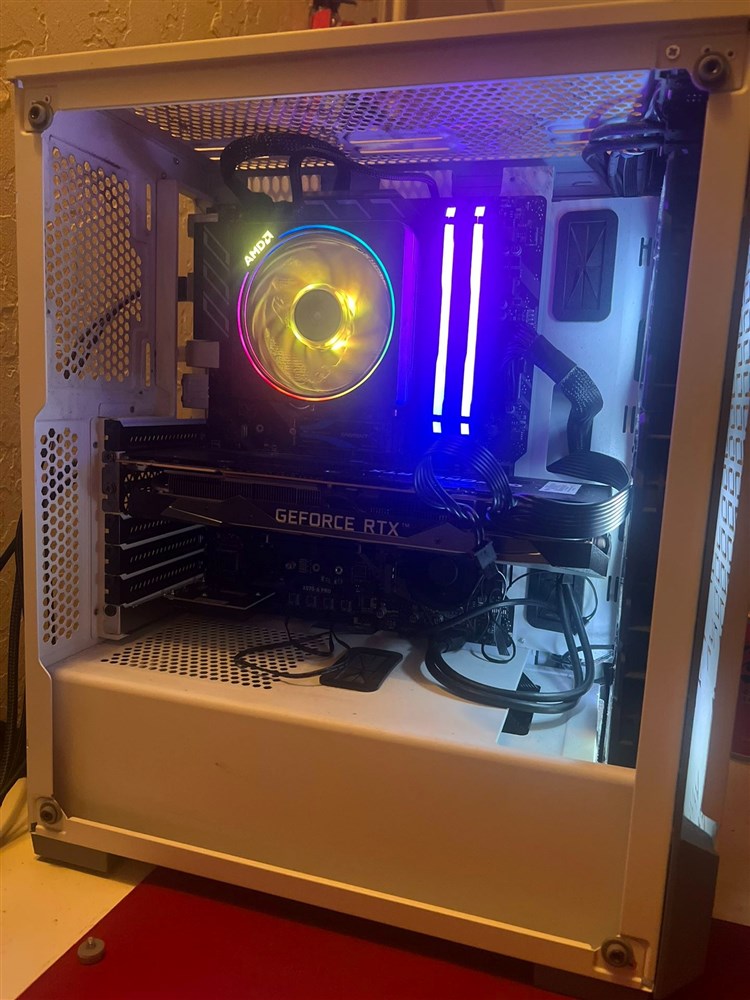Simple but good - Micro Center Build