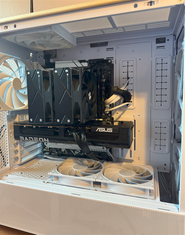 AMD RX9070 Build thumbnail