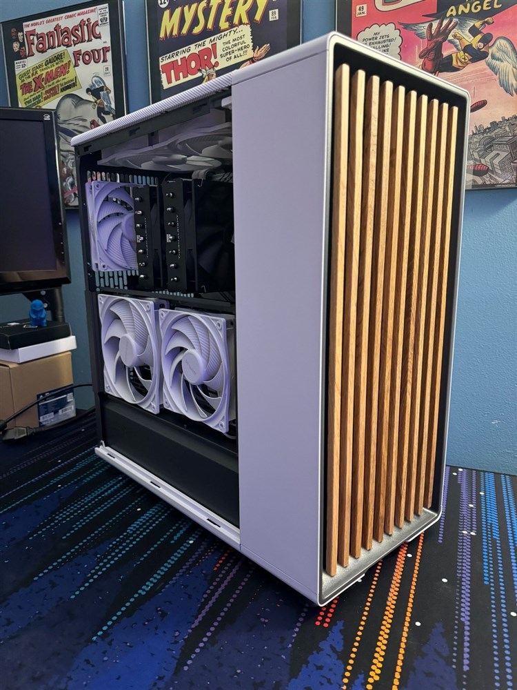 A No-RGB North thumbnail
