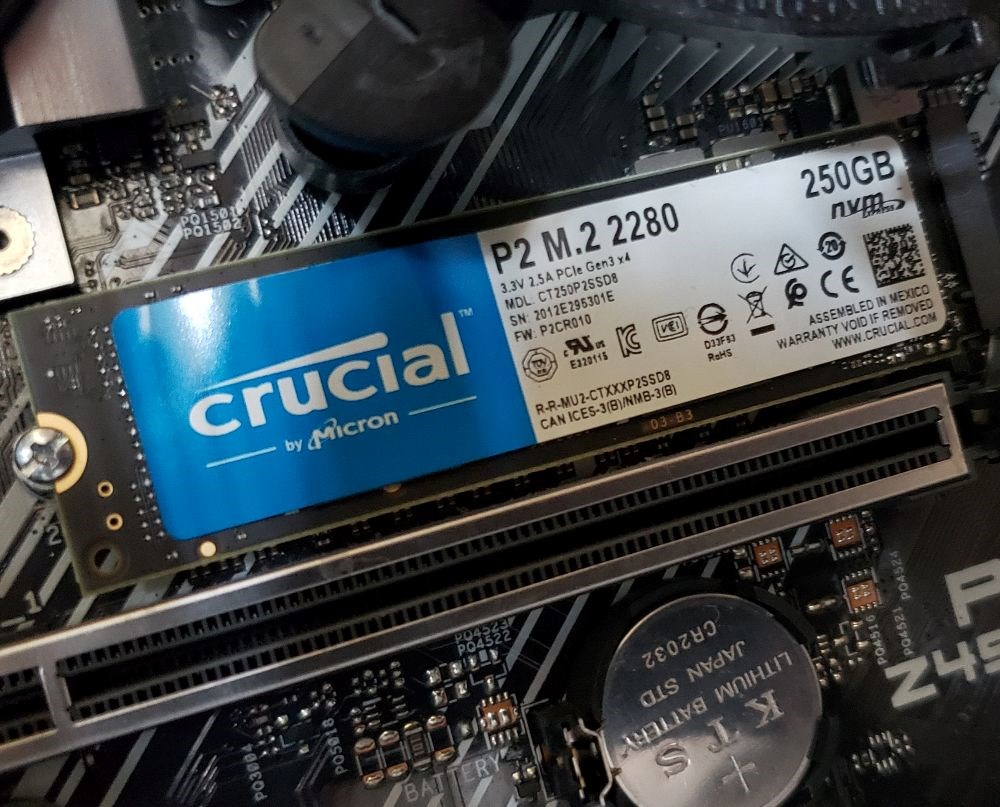  Crucial 250GB PCIe SSD.