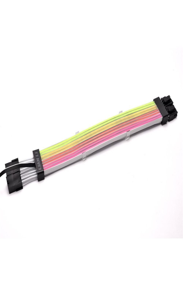  Lian Li Strimer Plus 8 RGB 8-Pin PCI-E Cable
