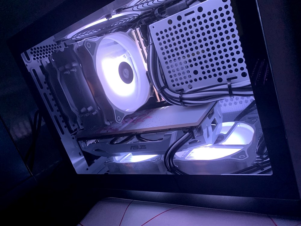 First PC ever and its smoll! thumbnail