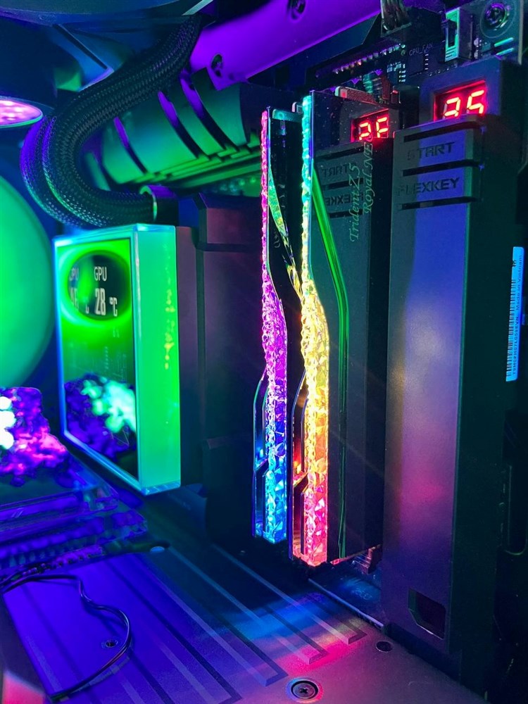 Kryptonite - Micro Center Build