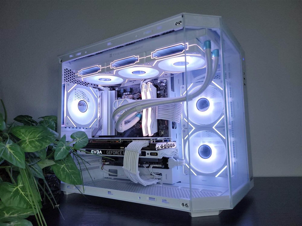 AM5 White RGB Beast thumbnail