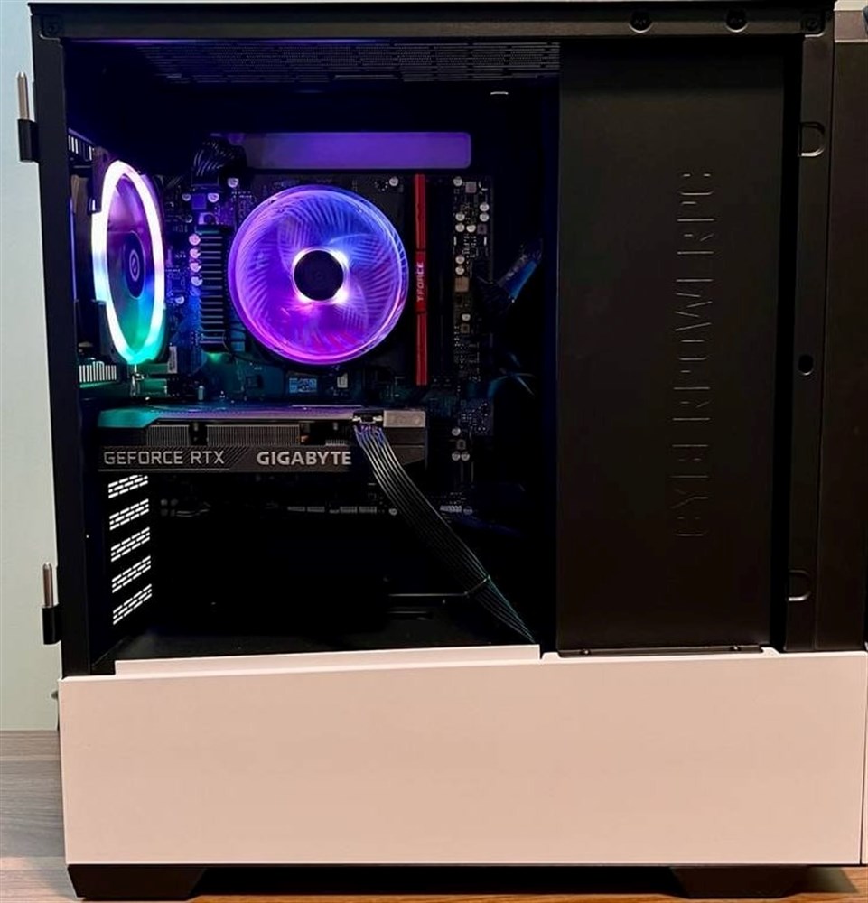 oreo build - Micro Center Build