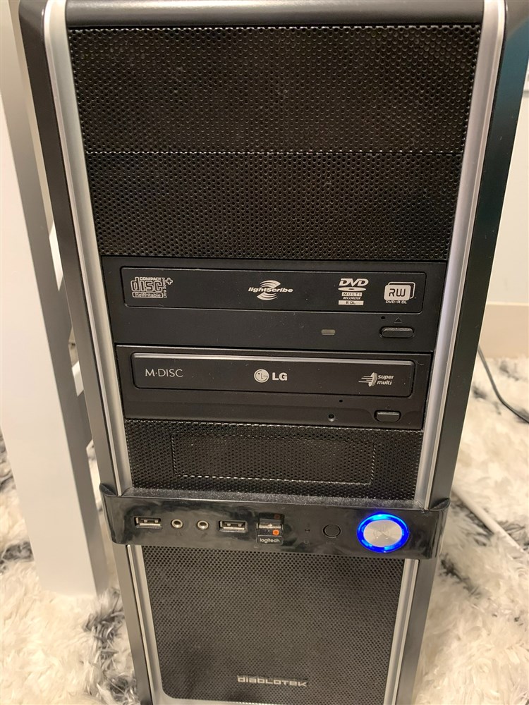My first gaming computer Micro Center Build
