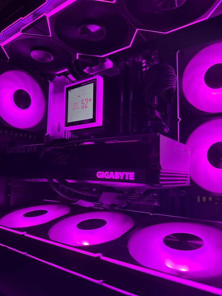 Image for build - pretty in pink