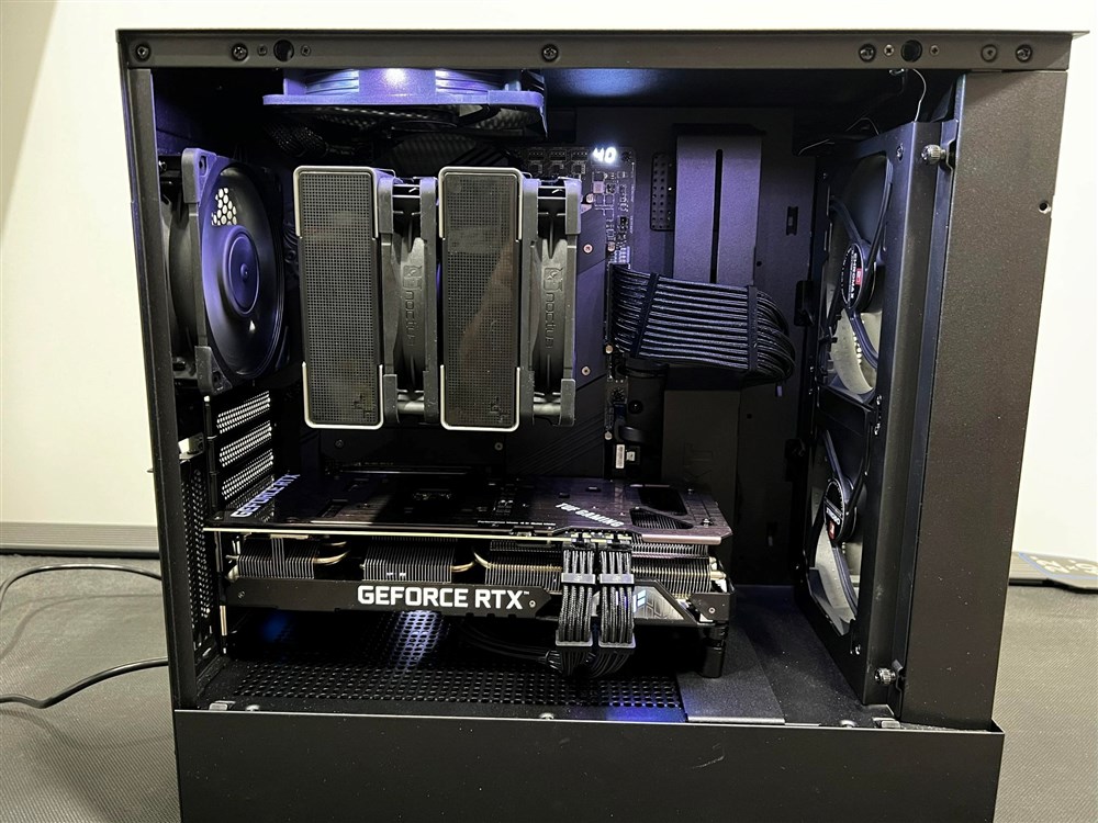 All Black NZXT H510 flow build - Micro Center Build