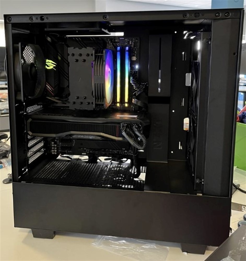 First water-cooling adventure! Entirely Corsair system in a hyte y60 case :  r/watercooling