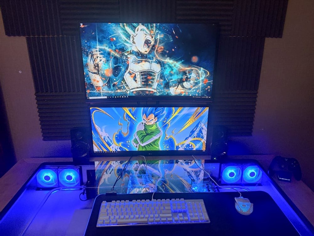 The Desk PC - Micro Center Build