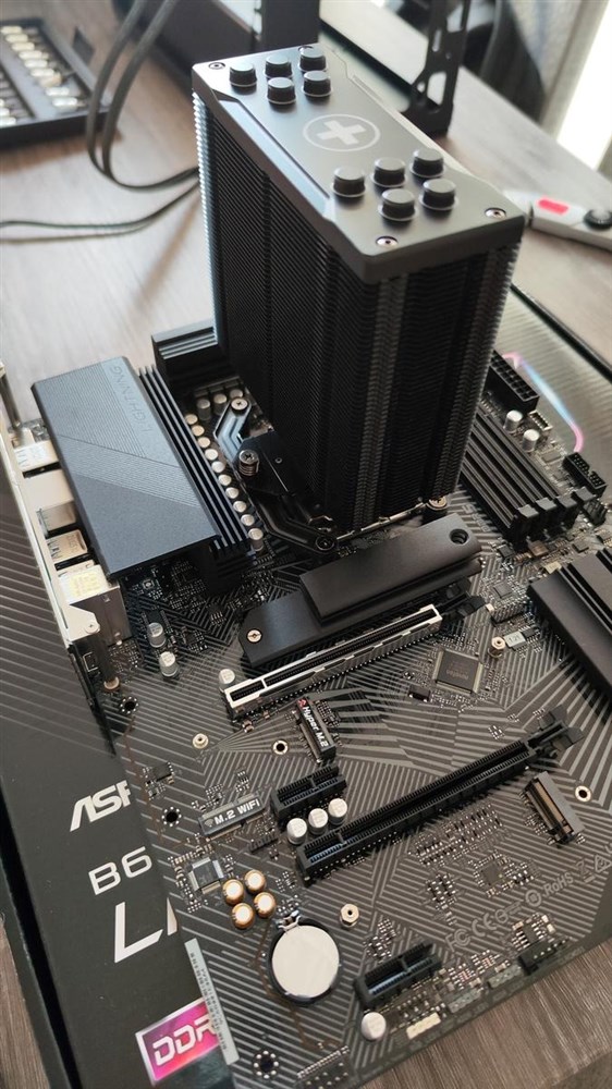 Beast Computer Server Sleeper Stealth Beast PC - Micro Center Build