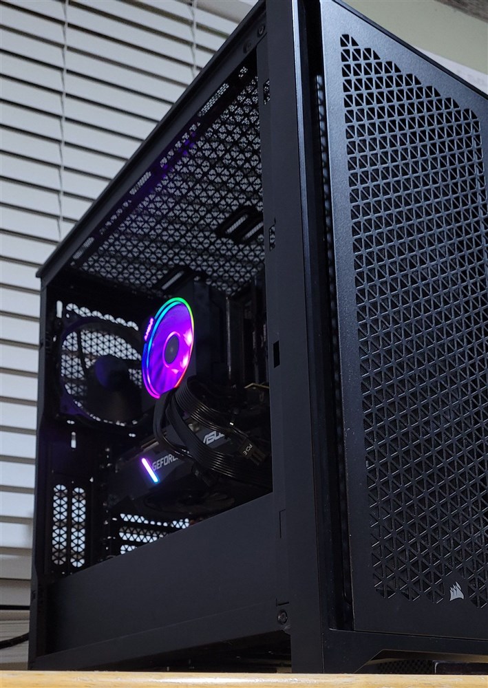 Pc Home Example Living Room PC 2.0 - Micro Center Build