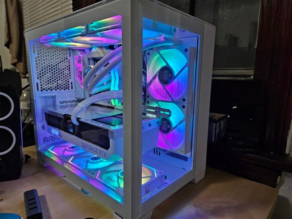 White Build Full White build - Micro Center Build