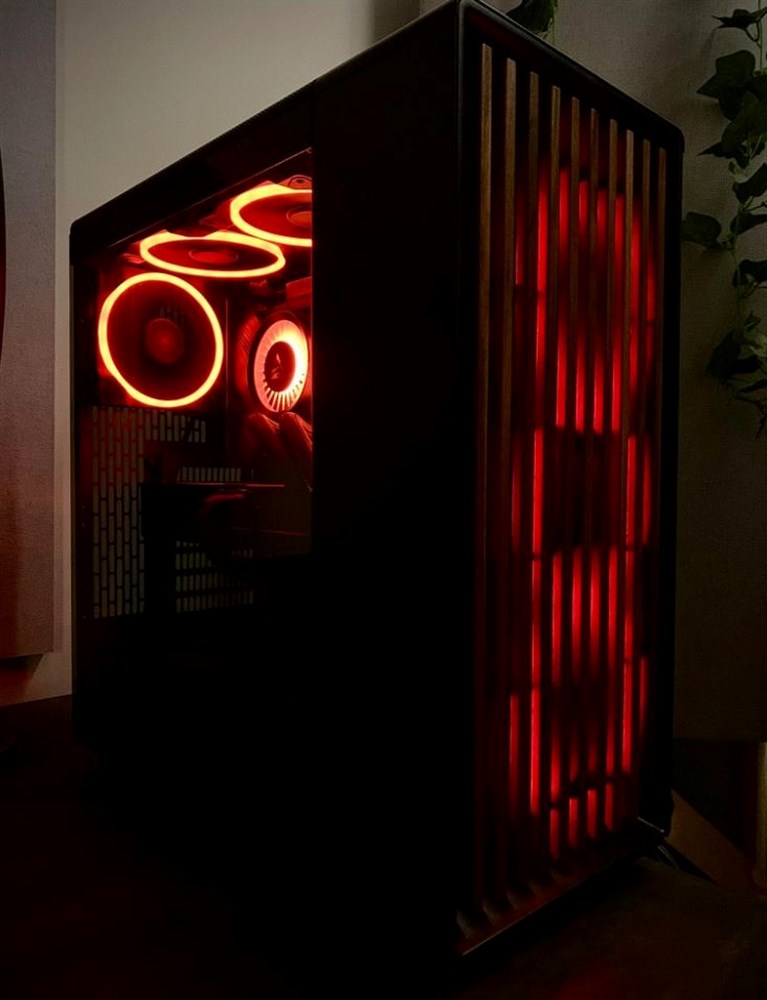 Micro Rigs Computers Newest Rig - Micro Center Build