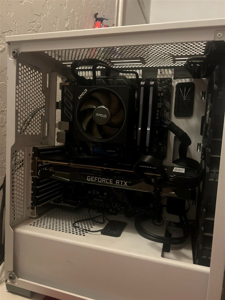 Simple but good - Micro Center Build