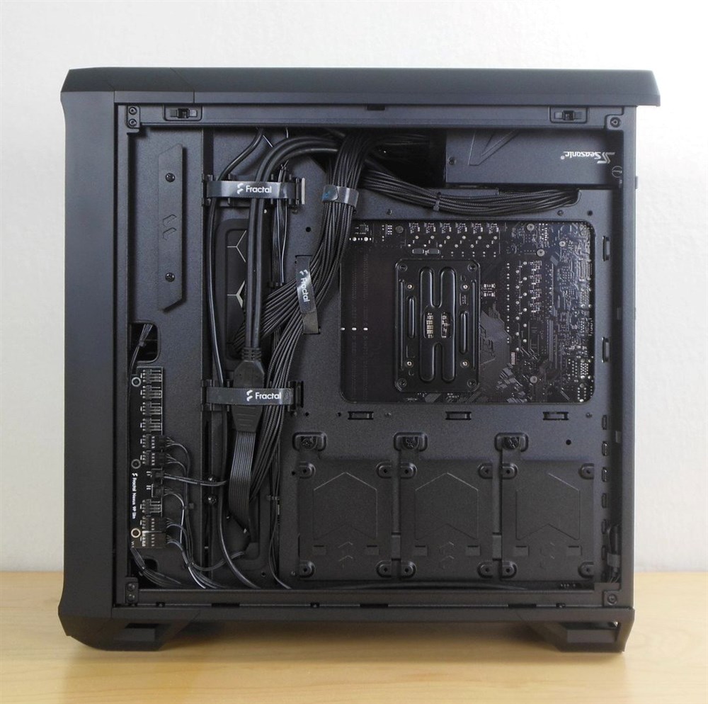 Torrent Compact Gaming Rig - Micro Center Build