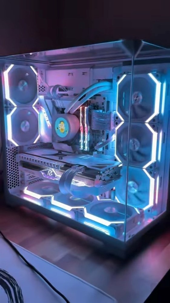 Super Build V2 thumbnail