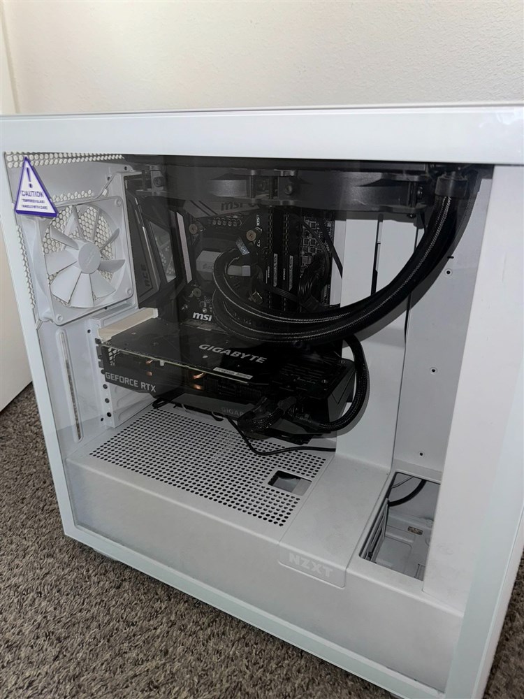 White build thumbnail