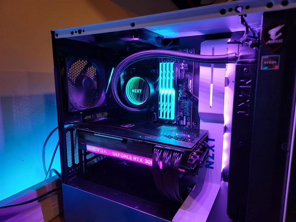 Upgraded White & Cyan Build - Micro Center Build