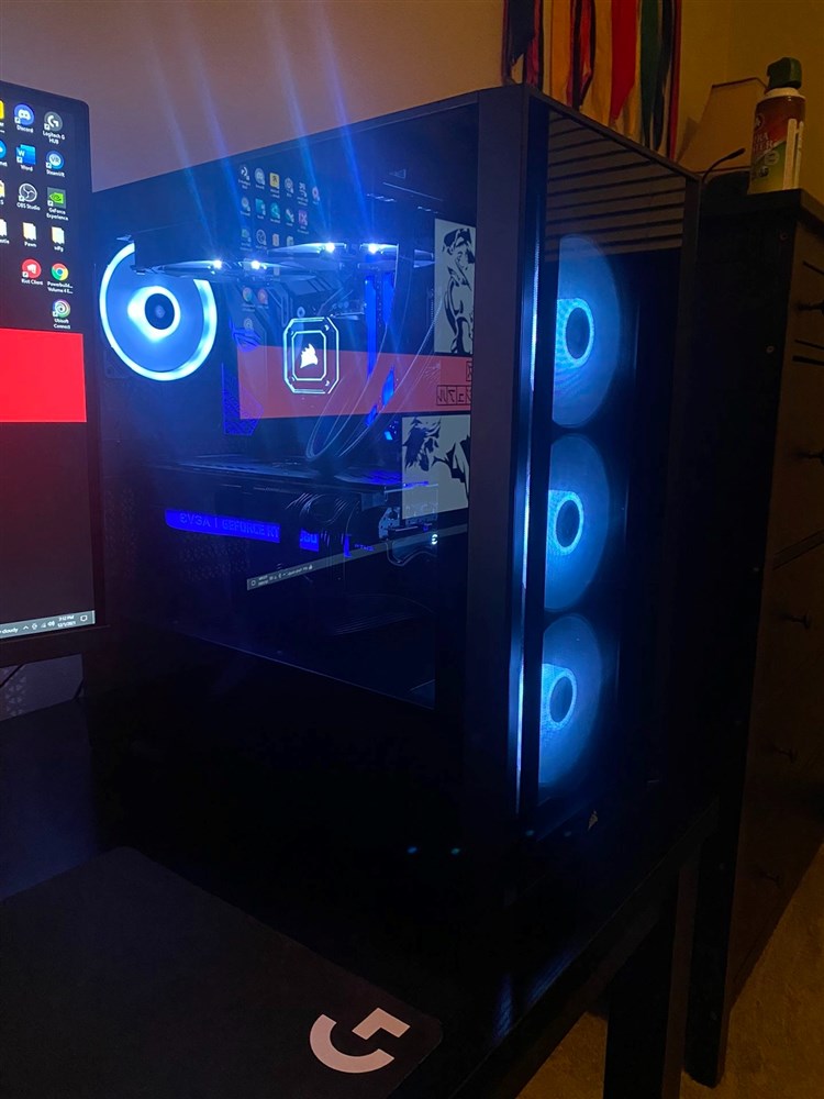 Blue gaming PC - Micro Center Build