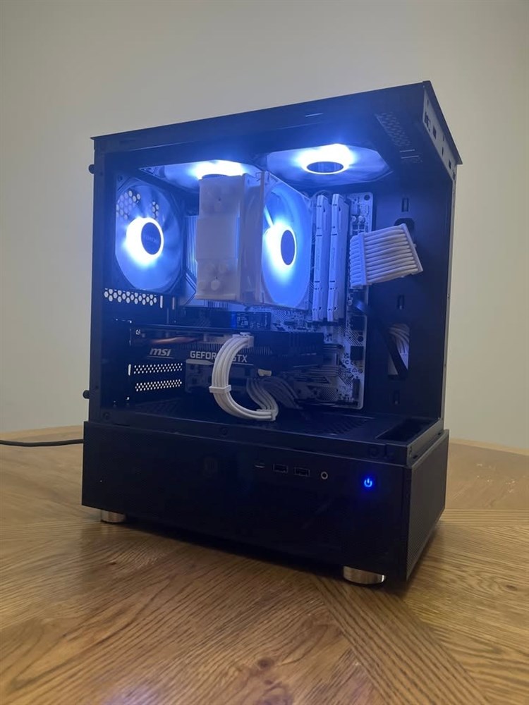 Aesthetic RGB Gaming PC (GTX 1660 TI + RYZEN 5 5500) thumbnail