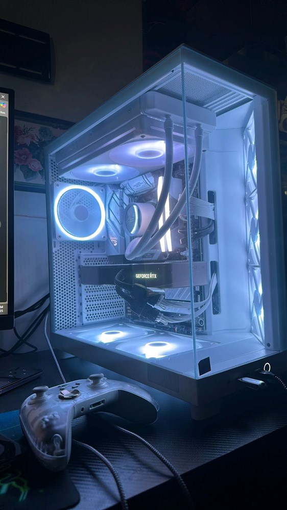 White Frost thumbnail