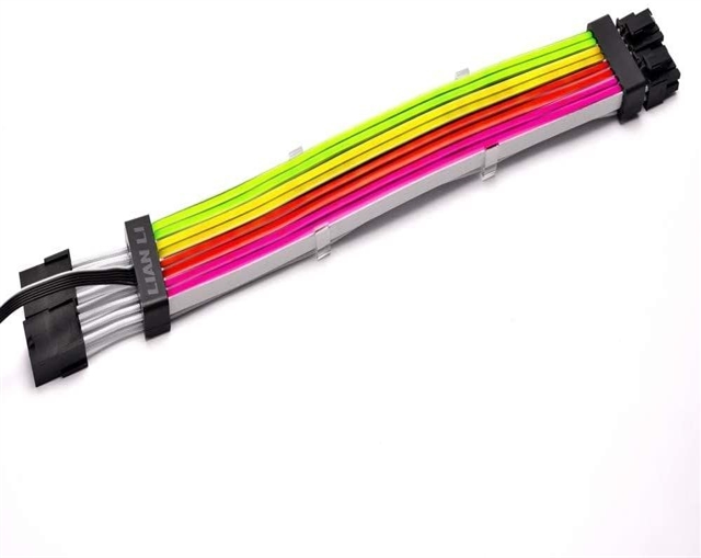 Lian Li Strimer Plus 8 Pin