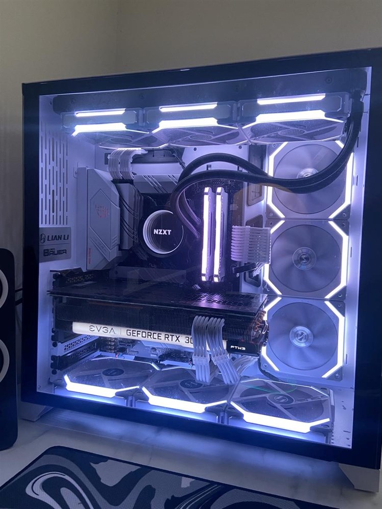white out gaming build thumbnail
