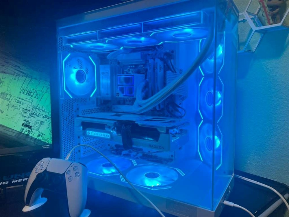 White overdrive thumbnail